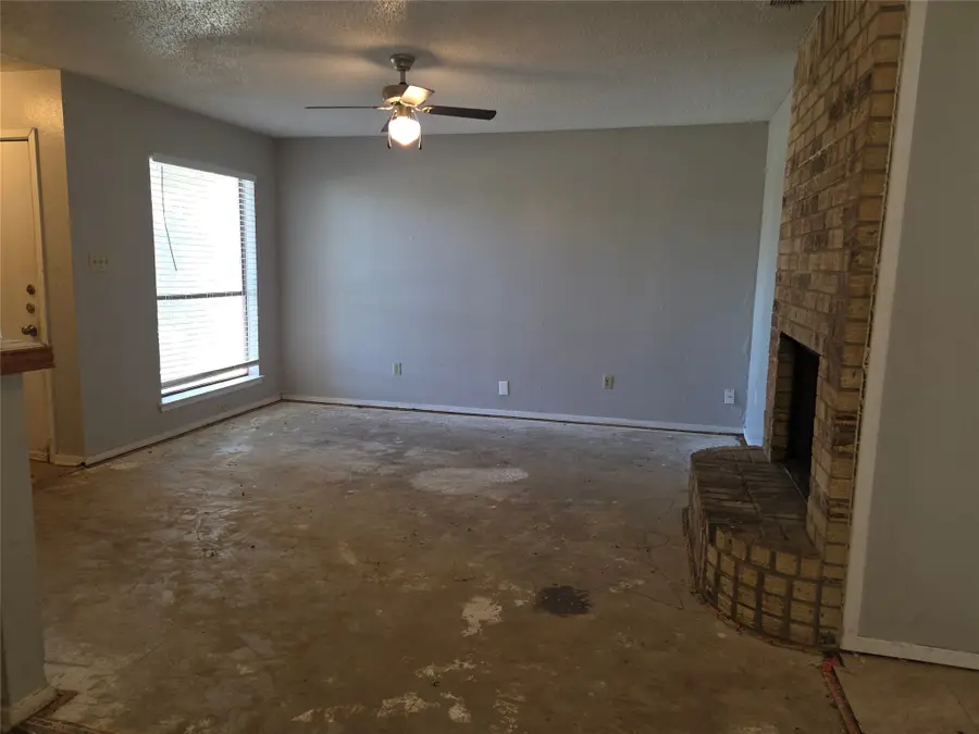 2400 Monte Carlo Drive #A, Arlington, TX 76015 - #3