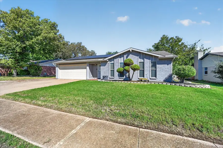 521 E Glendale Street, Crowley, TX 76036 - #2