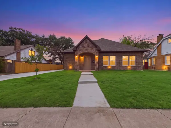 948 Marion Avenue, Fort Worth, TX 76104