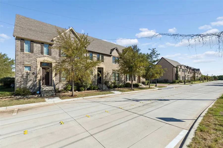 8209 Main Street, North Richland Hills, TX 76182 - #3