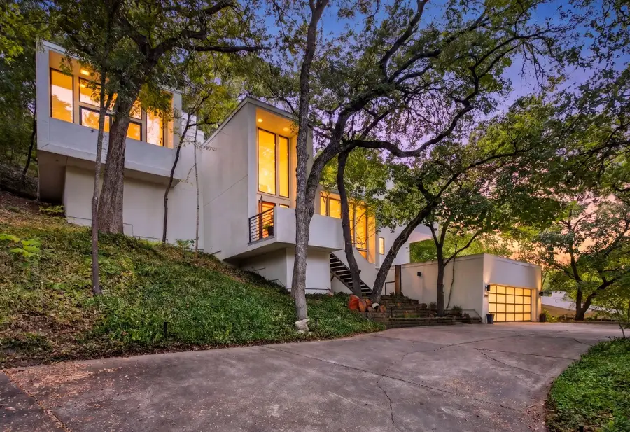 3817 Harlanwood Drive, Fort Worth, TX 76109 - #3
