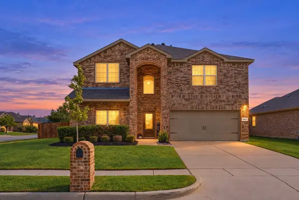 1411 Saint Johns Drive, Van Alstyne, TX 75495