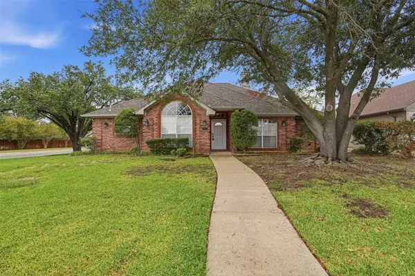 8824 Jason Court, North Richland Hills, TX 76182