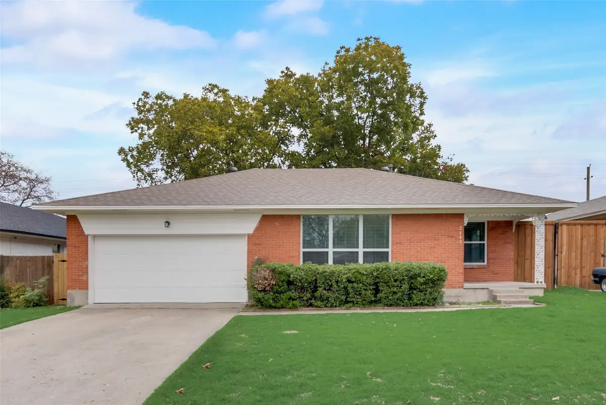 2643 San Medina Avenue, Dallas, TX 75228 - #1