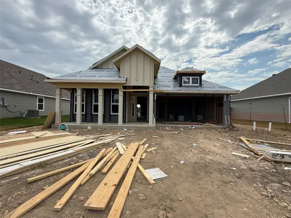 108 Jenjira Way, McGregor, TX 76657