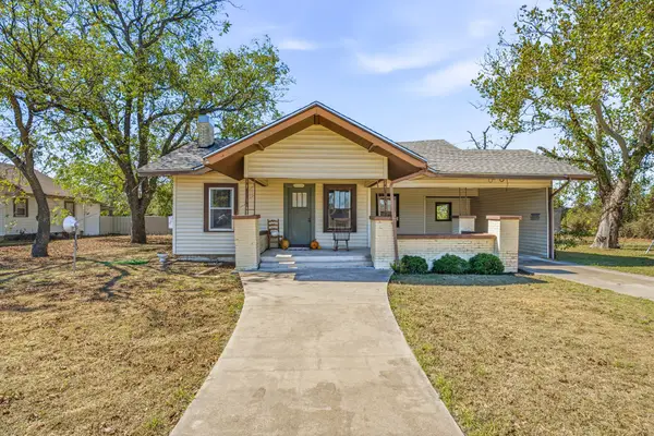 218 W Rogan Street, Gorman, TX 76454