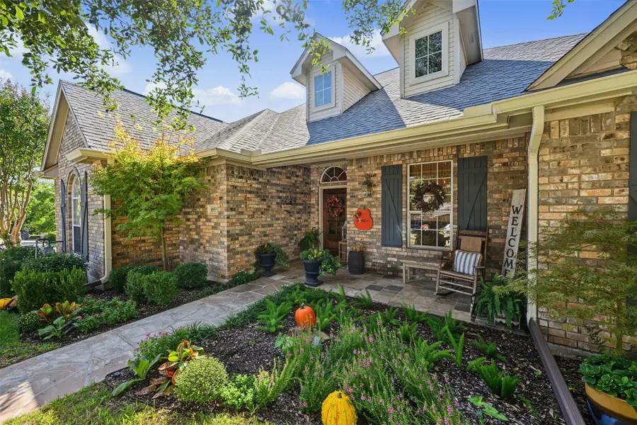8955 Leslie Court, Benbrook, TX 76126 - #2