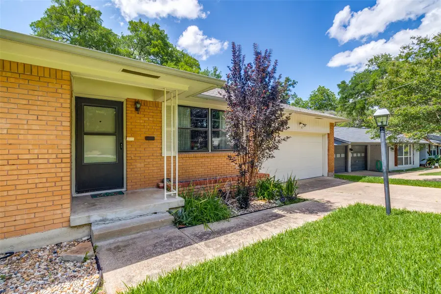 8125 Hunnicut Road, Dallas, TX 75228 - #2