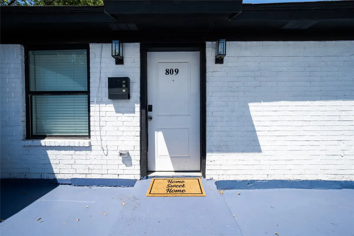 809 Broadus Avenue, Fort Worth, TX 76115 - #1