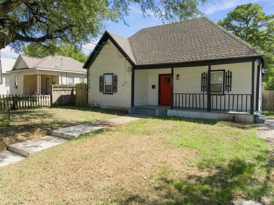 1207 Paul Quinn Street, Waco, TX 76704 - #2