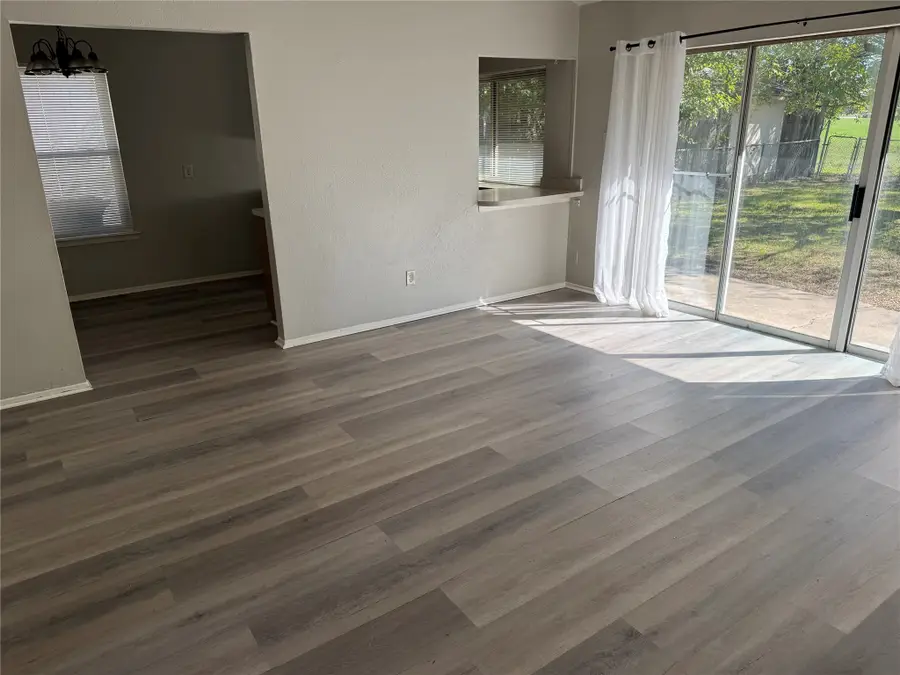 6604 Brookshire Trail, North Richland Hills, TX 76182 - #2