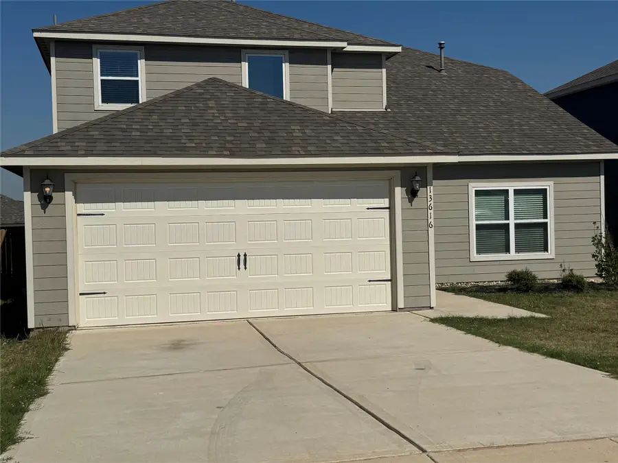 13616 Roosevelt Arch Drive, Ponder, TX 76259 - #2