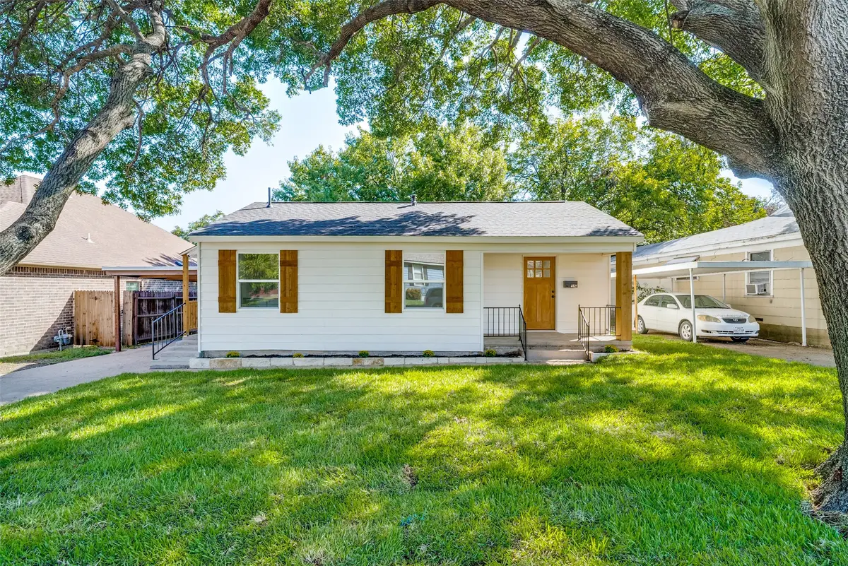 4821 Langley Road, River Oaks, TX 76114 - #1