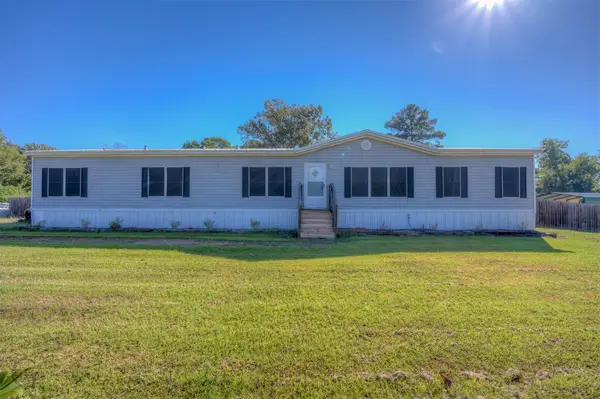 196 Black Oak Drive, Stonewall, LA 71078