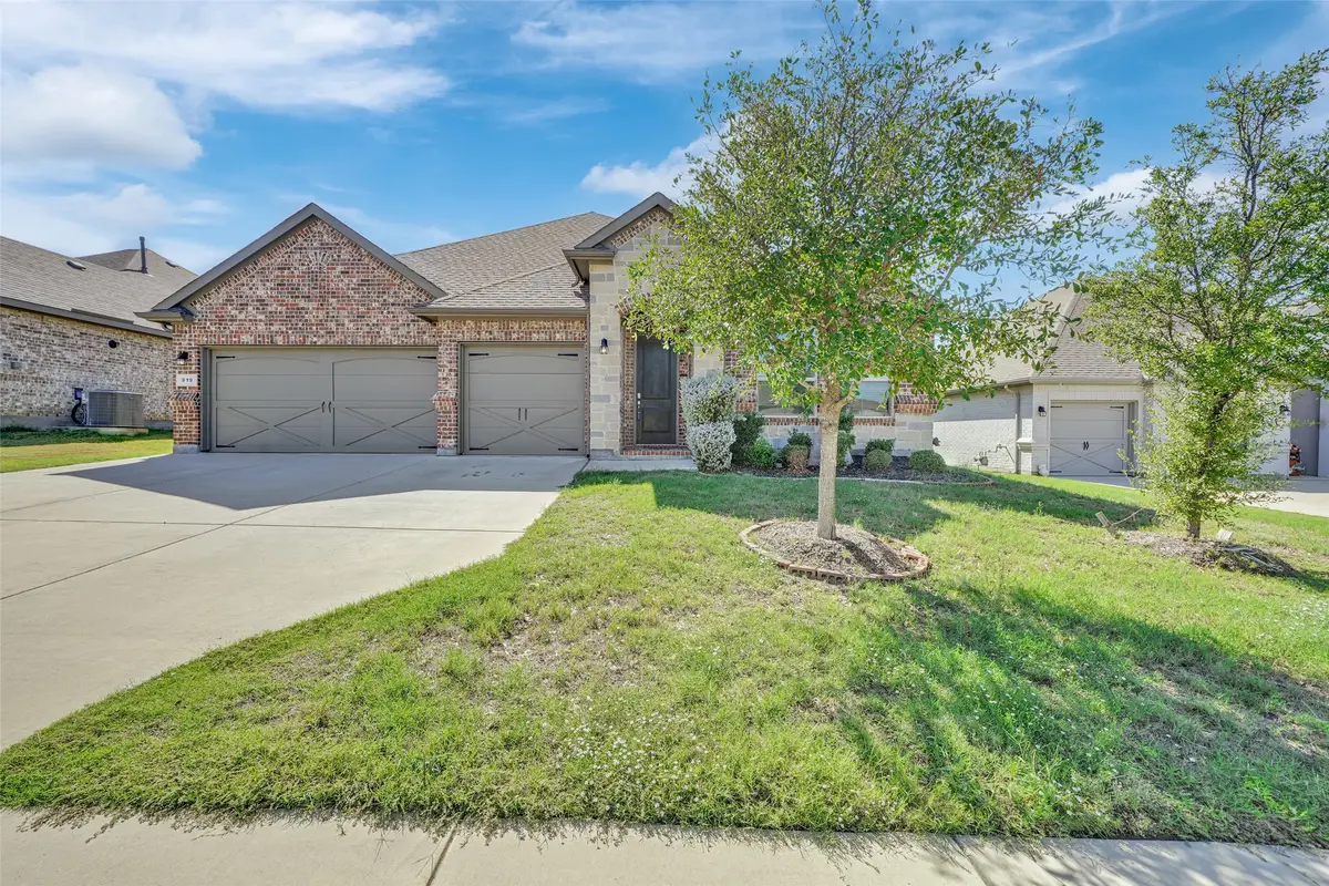 919 Hondo Lane, Mansfield, TX 76063 - #1