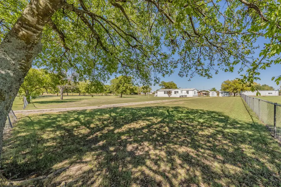 7885 Little Branch, Waxahachie, TX 75167 - #2