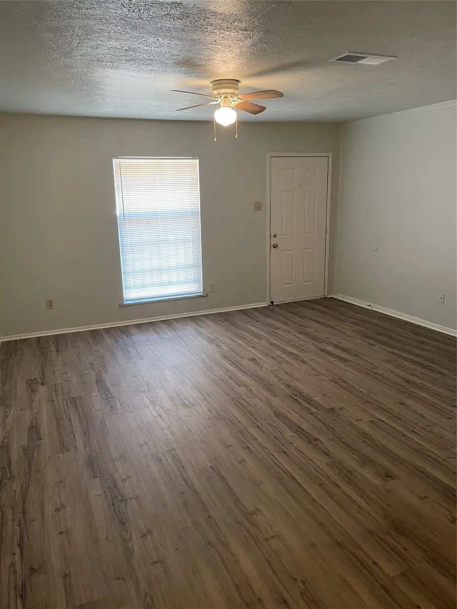 5113 Stagecoach Lane, Garland, TX 75043 - #2
