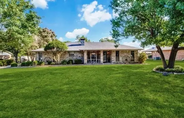 300 E Short Street, Leonard, TX 75452