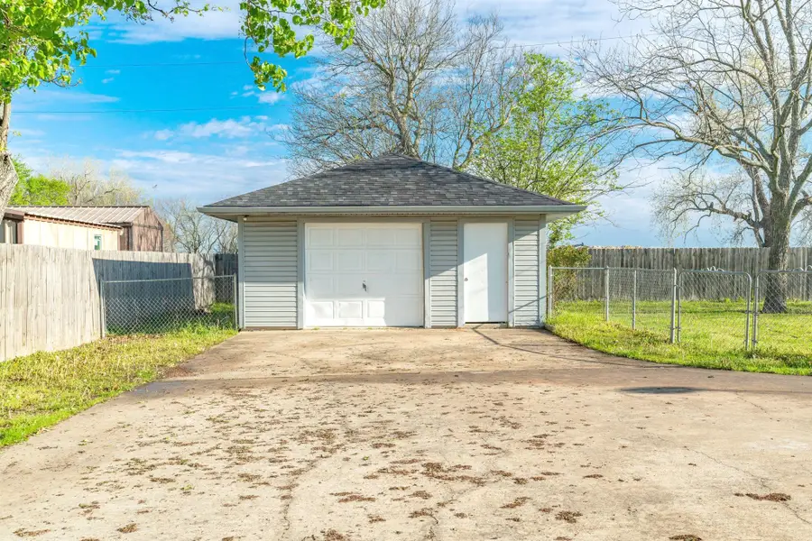 300 E Short Street, Leonard, TX 75452 - #3