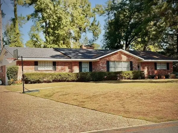 606 Wesley Avenue, Shreveport, LA 71107