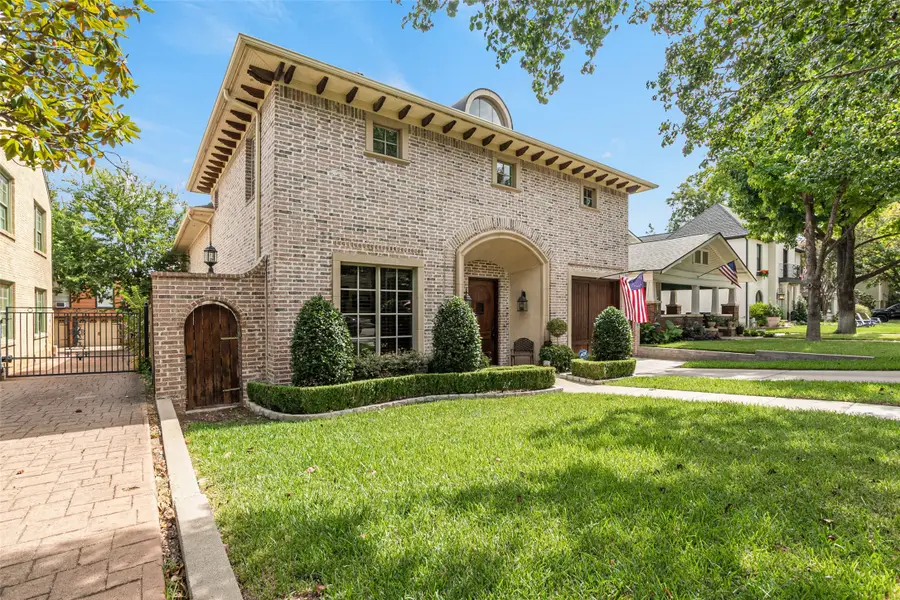 1213 Virginia Place, Fort Worth, TX 76107 - #3