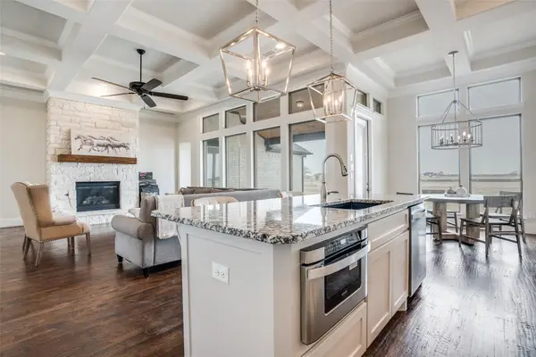 118 White Wing Court, Weatherford, TX 76088