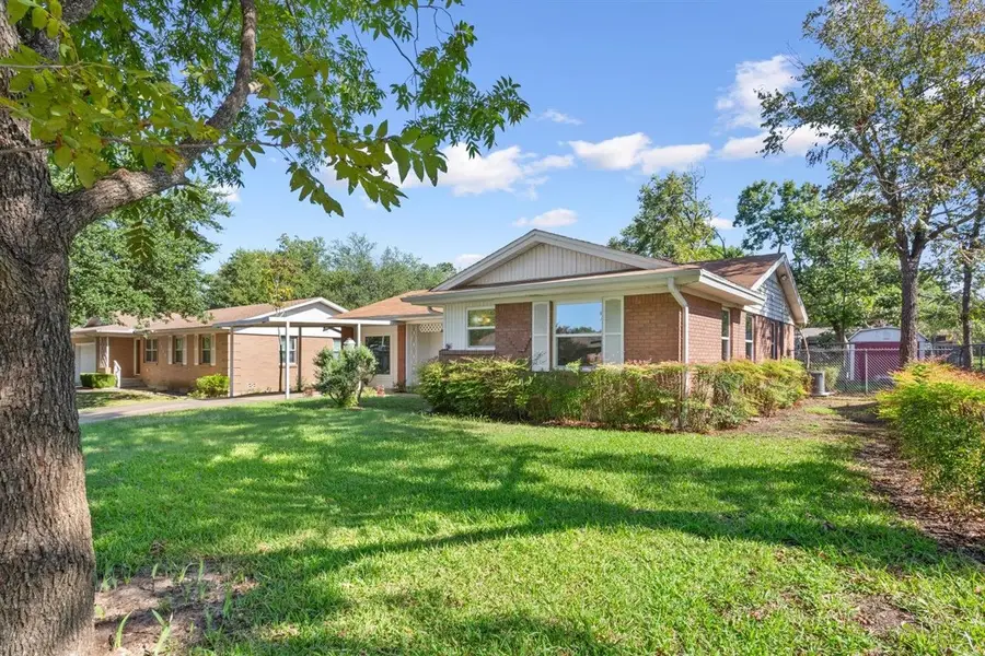 1319 Royal Oaks Drive, Waco, TX 76710 - #3