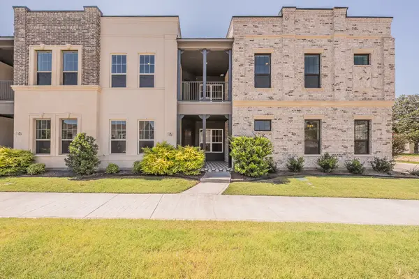 305 Sunset Lane #101, Fort Worth, TX 76114