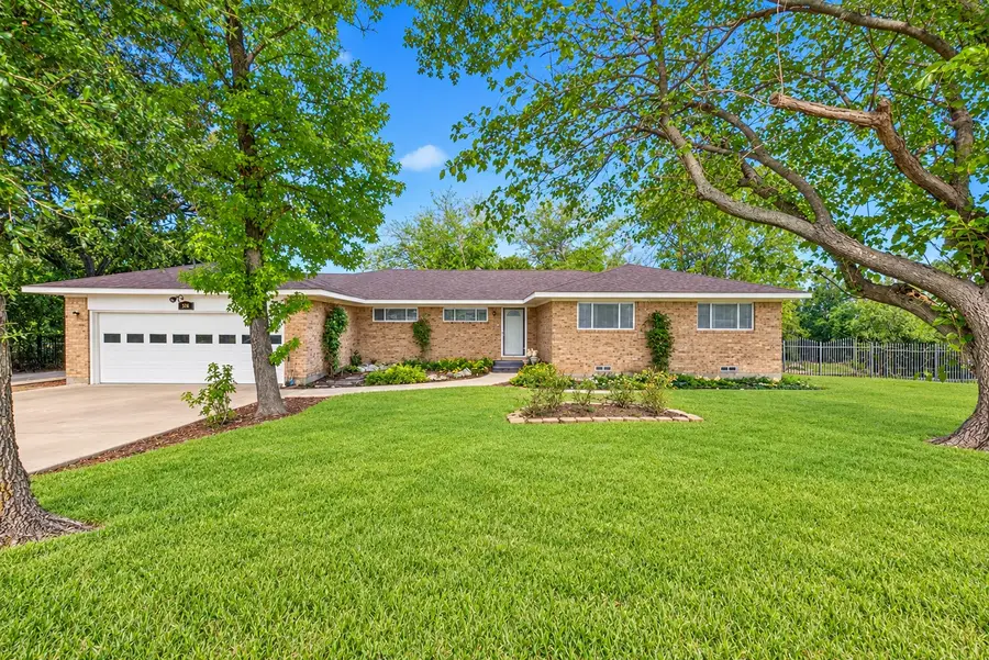 814 S Bois D Arc Street, Forney, TX 75126 - #2