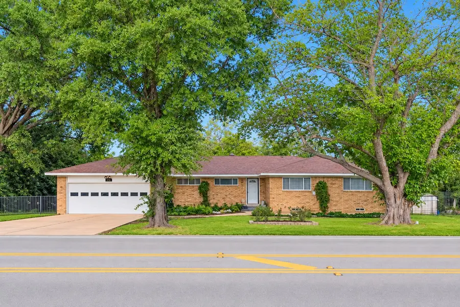 814 S Bois D Arc Street, Forney, TX 75126 - #3