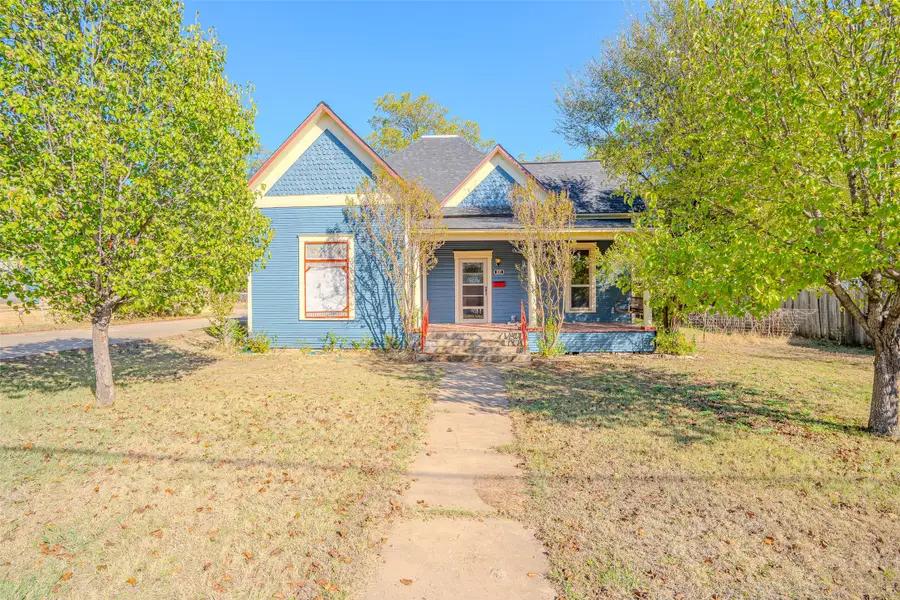 237 N Patrick Street, Dublin, TX 76446 - #2