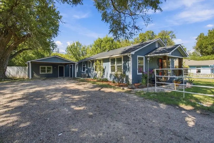 106 S Jernigan Street, Bells, TX 75414 - #2