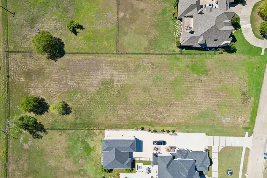 1103 Estate Drive, Ennis, TX 75119 - #2