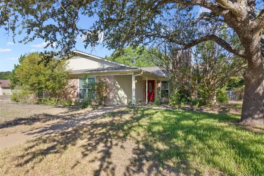 231 Del Rio Drive, Hewitt, TX 76643 - #3