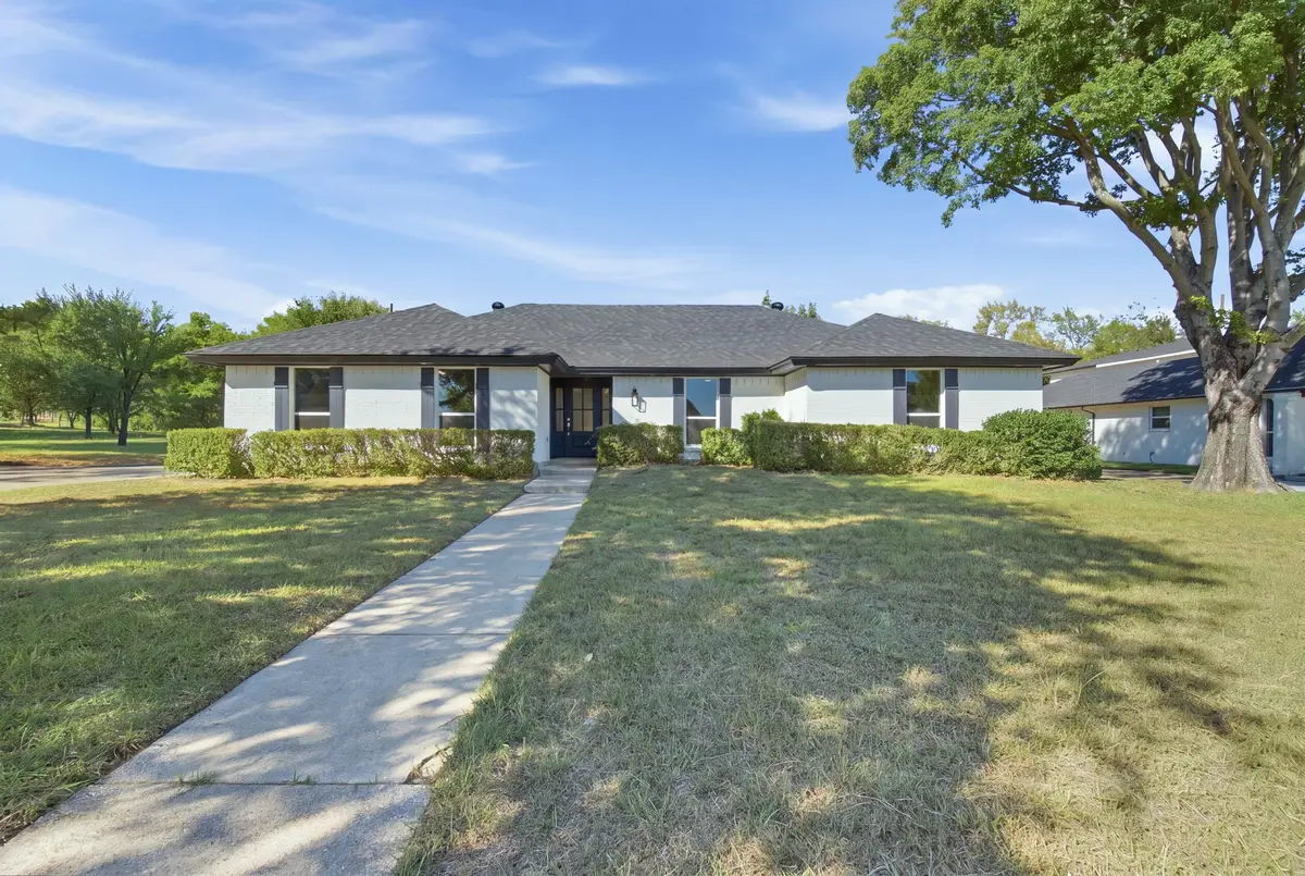 316 Oak Valley Drive, Colleyville, TX 76034 - #1