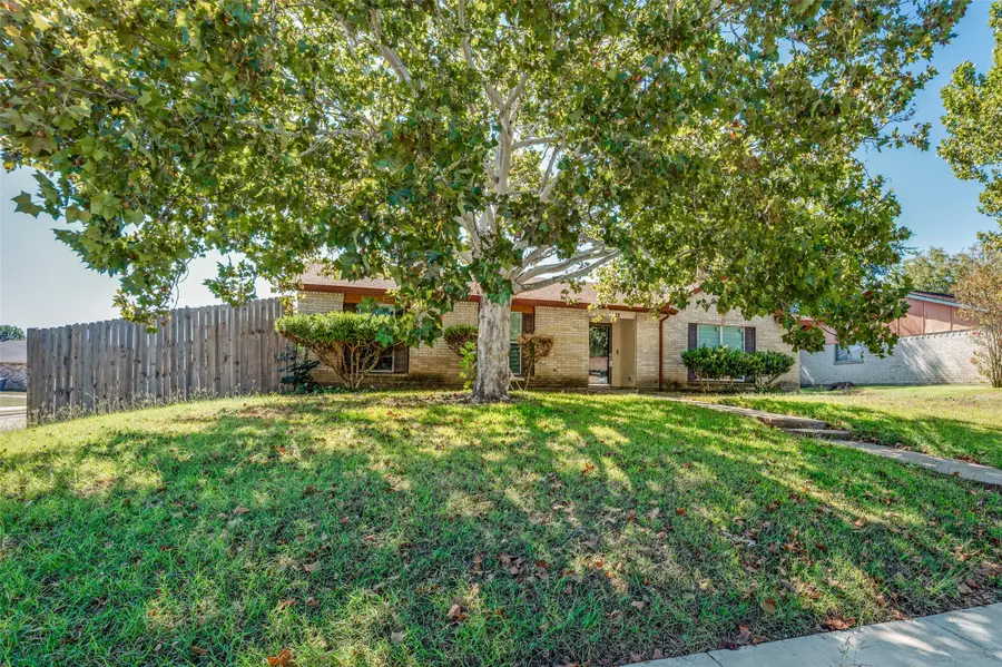 1202 Canyon Oaks Drive, Lancaster, TX 75146 - #2
