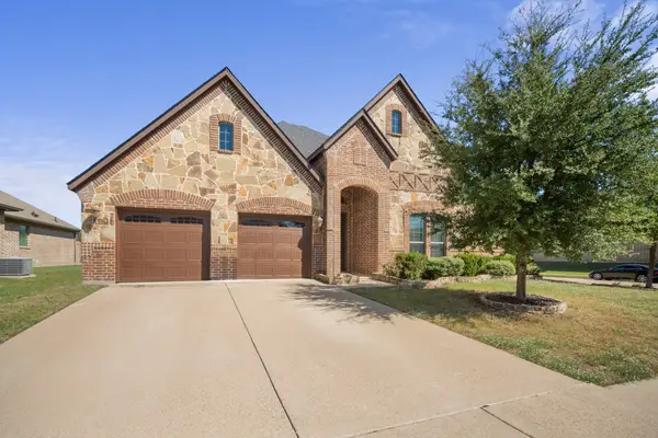 200 North Star Lane, Waxahachie, TX 75165