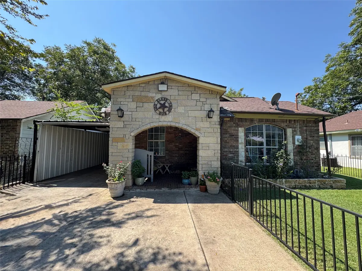 407 S Garrett Avenue, Dallas, TX 75223 - #1