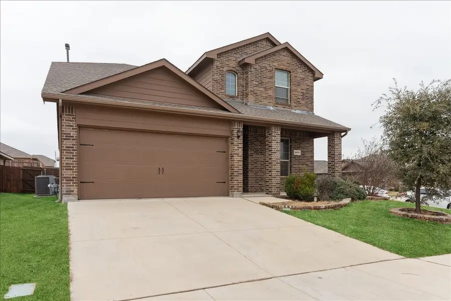 8437 Artesian Springs Drive, Fort Worth, TX 76131 - #2