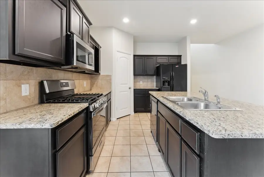 8437 Artesian Springs Drive, Fort Worth, TX 76131 - #3