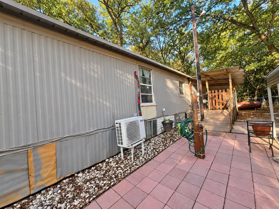632 Cumberland Trail, Valley View, TX 76272 - #3