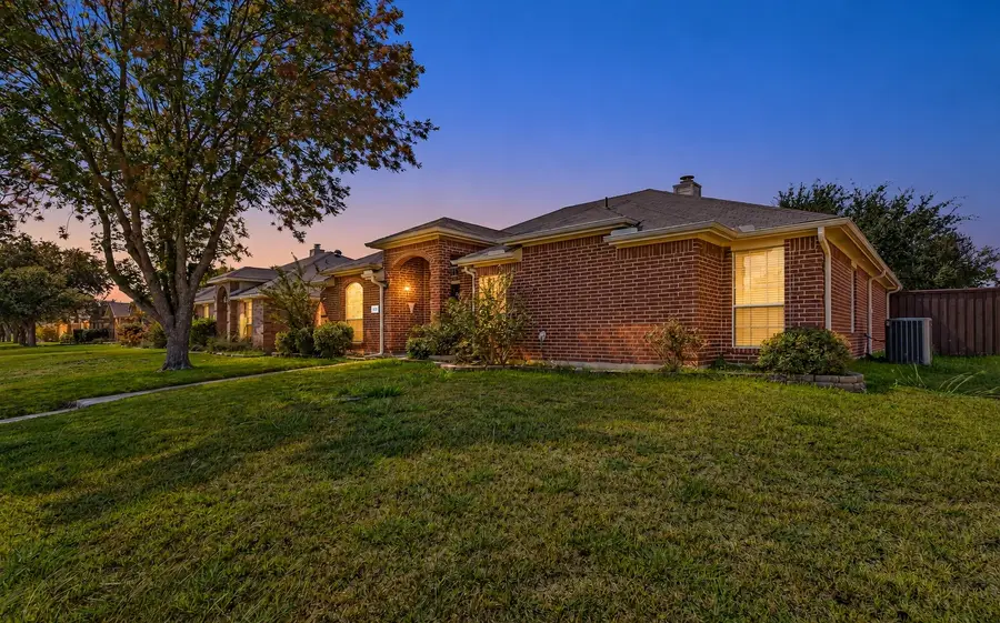 109 N Rolling Meadows Drive, Wylie, TX 75098 - #2
