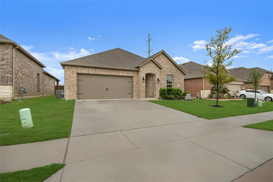 3102 Moccasin Lane, Aubrey, TX 76227 - #3