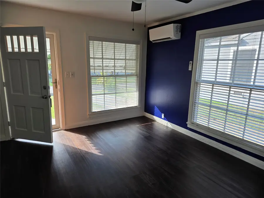 831 SE 18th Street, Paris, TX 75460 - #2