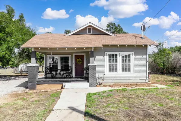 3406 Austin Avenue, Brownwood, TX 76801