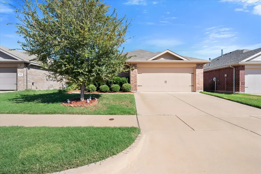 837 Walls Boulevard, Crowley, TX 76036 - #2