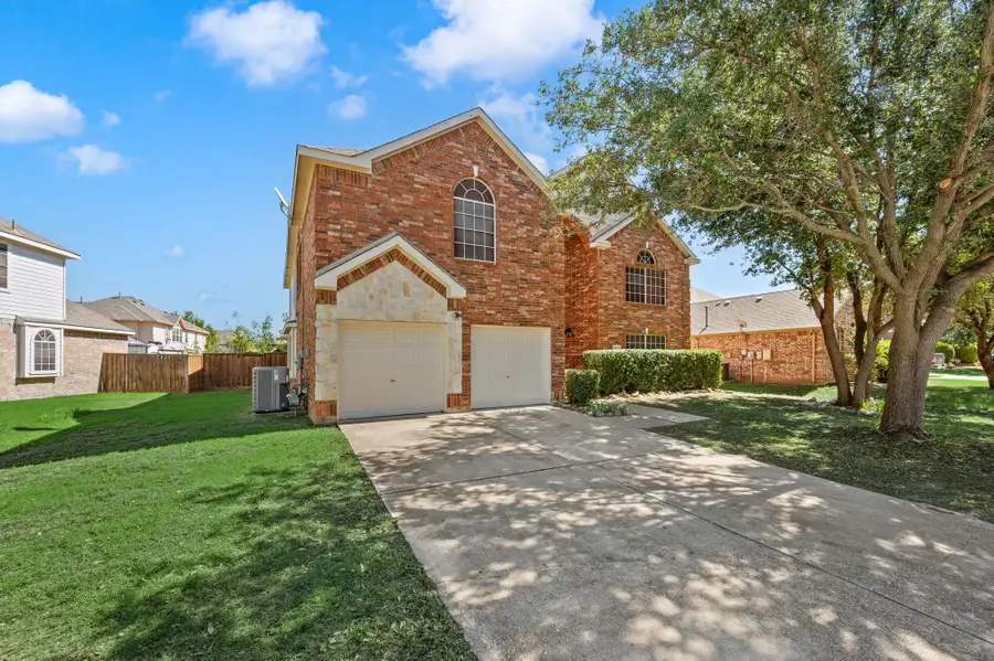 5272 W Cove Way, Grand Prairie, TX 75052 - #2