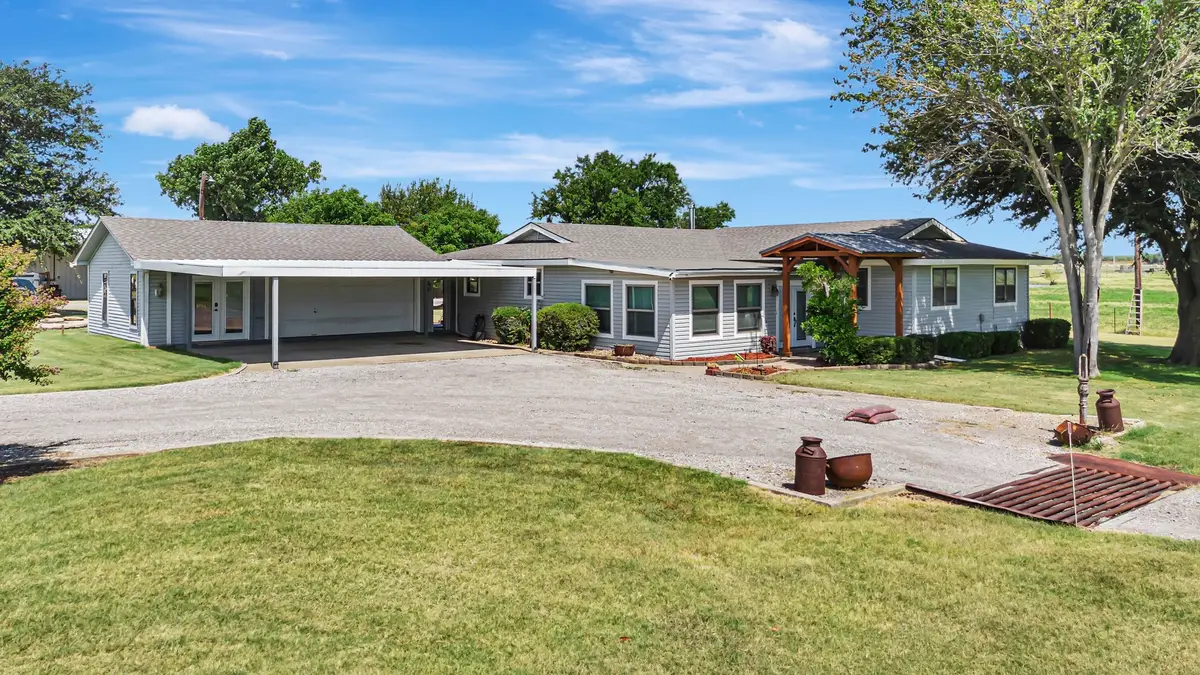 2561 Co Road 248, Valley View, TX 76272 - #1