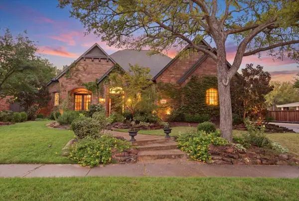 830 Parkwood Court, McKinney, TX 75072