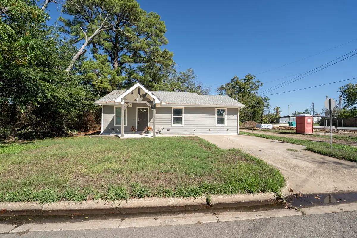 510 Woodlawn Street, Sulphur Springs, TX 75482 - #1
